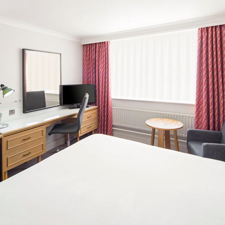 Holiday Inn Peterborough West By Ihg Экстерьер фото