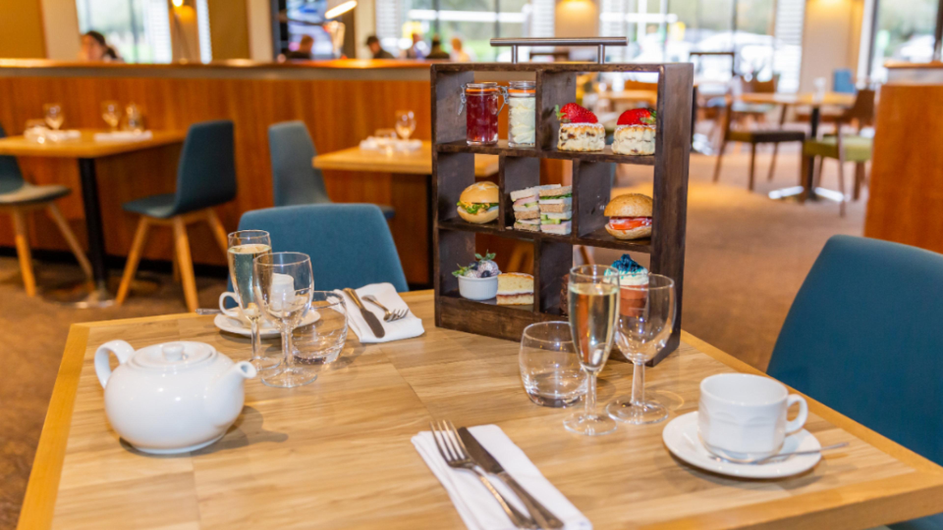 Holiday Inn Peterborough West By Ihg Экстерьер фото
