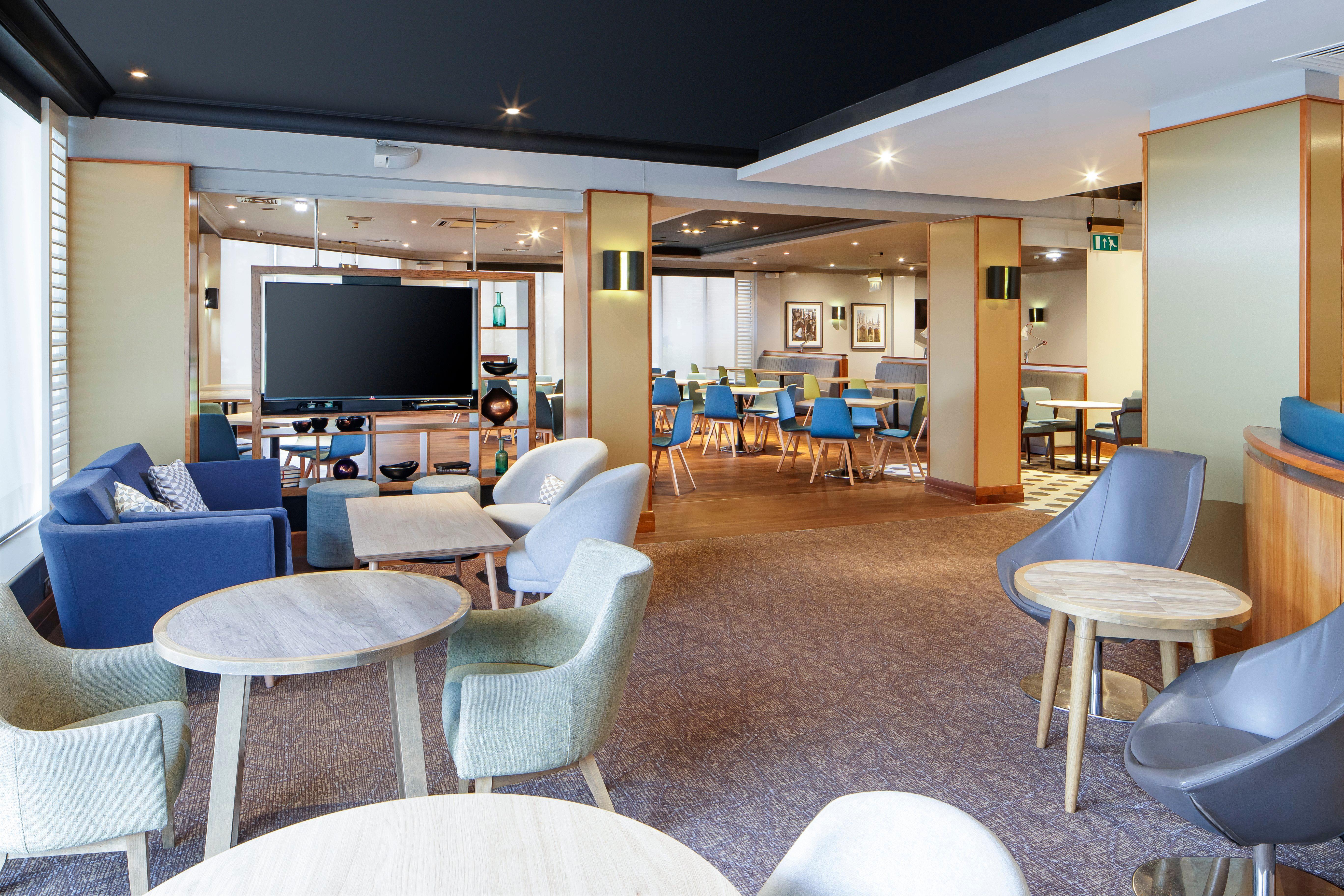 Holiday Inn Peterborough West By Ihg Экстерьер фото