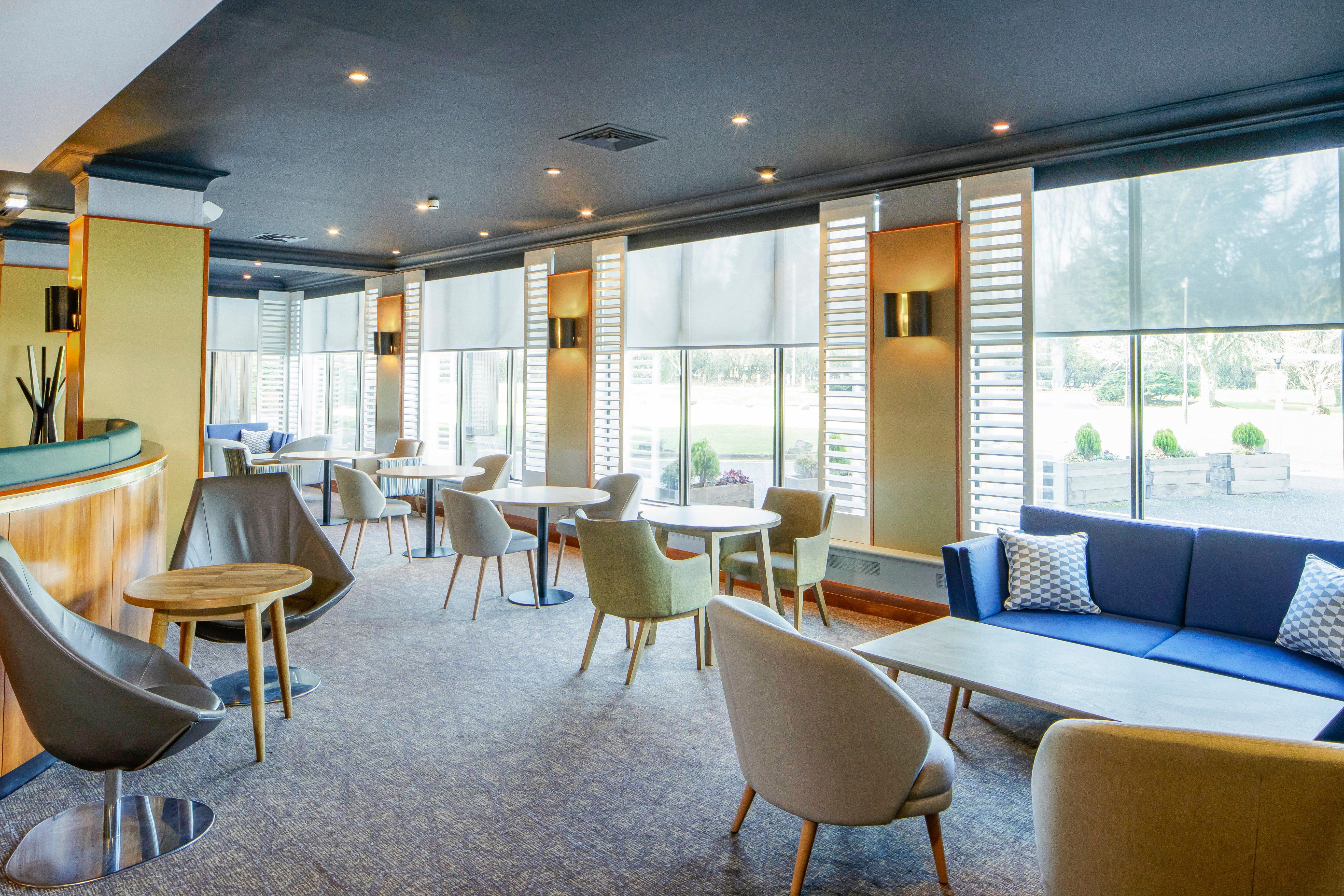 Holiday Inn Peterborough West By Ihg Экстерьер фото