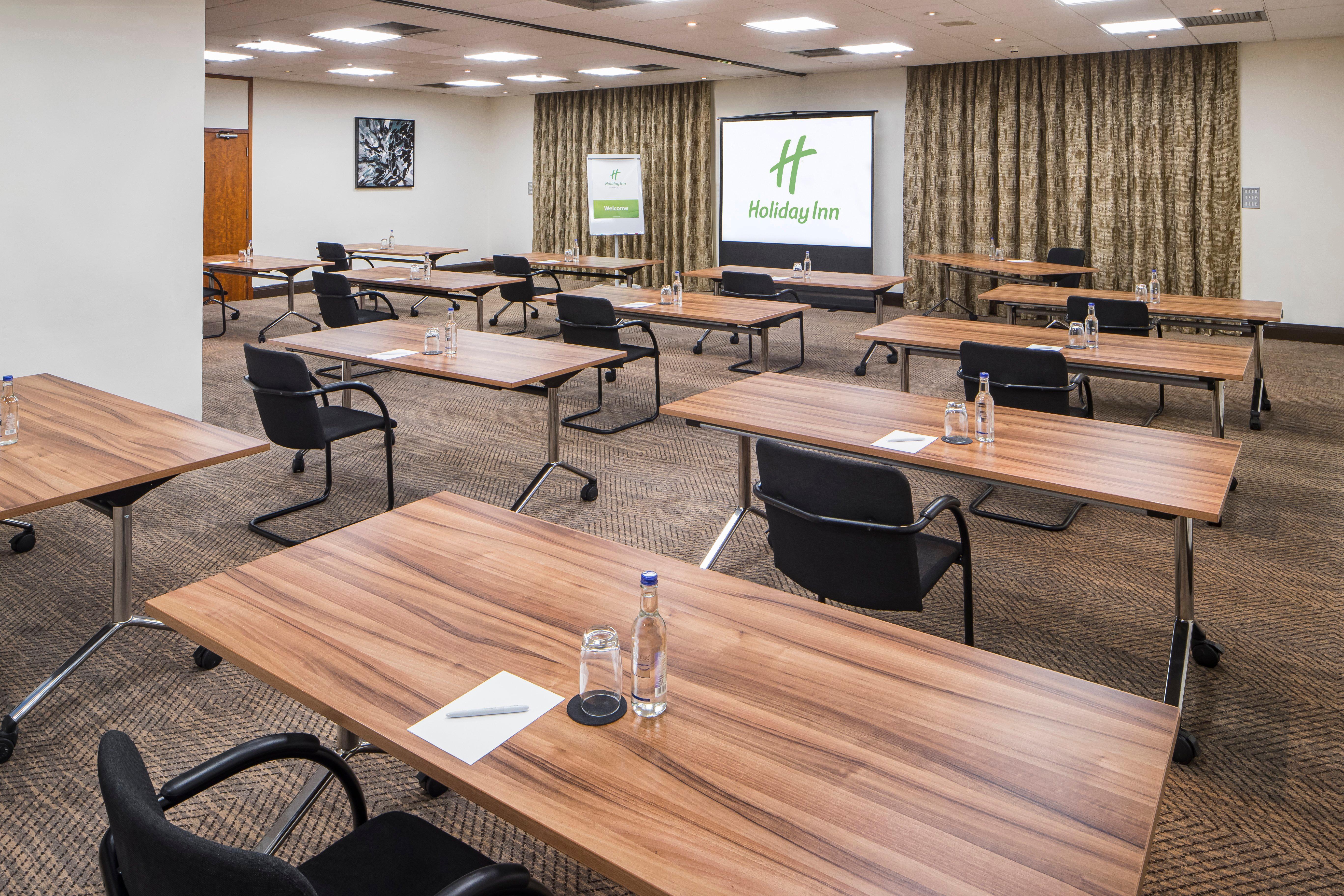 Holiday Inn Peterborough West By Ihg Экстерьер фото