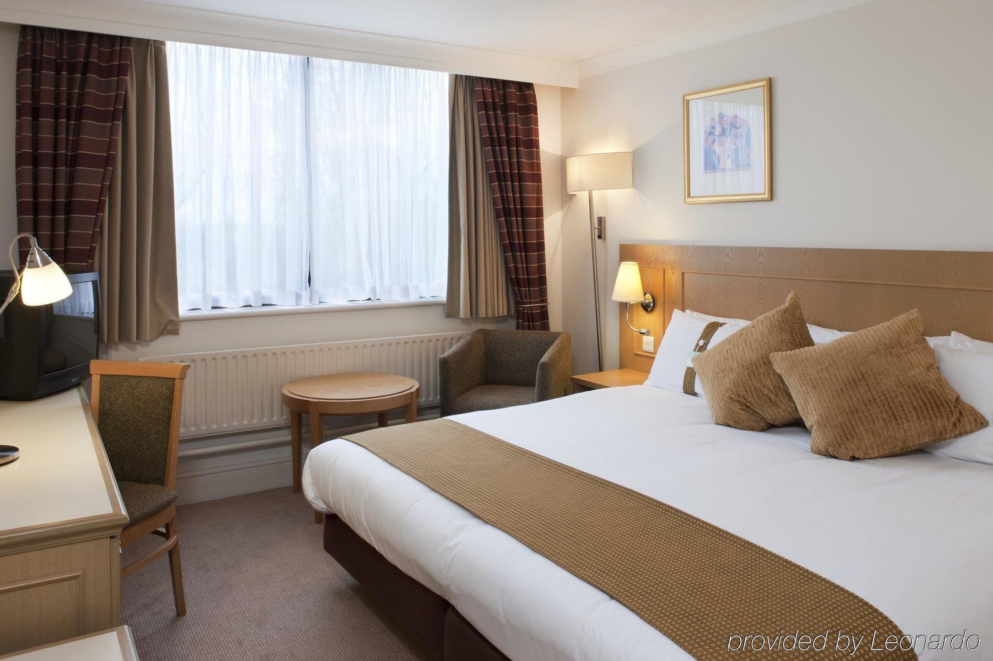 Holiday Inn Peterborough West By Ihg Экстерьер фото
