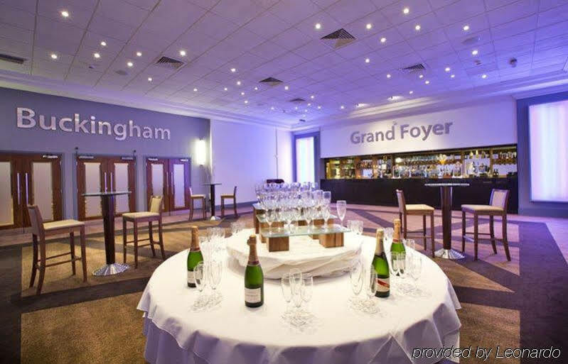 Holiday Inn Peterborough West By Ihg Экстерьер фото