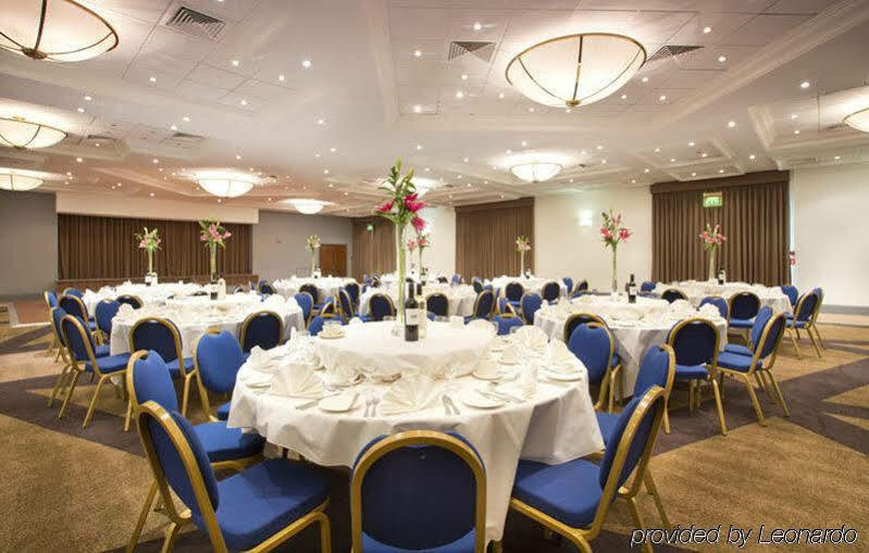 Holiday Inn Peterborough West By Ihg Экстерьер фото